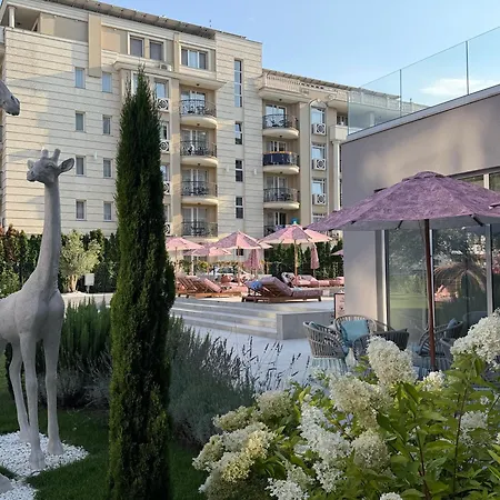 Near The Sea At Jadore Secret Garden Daire