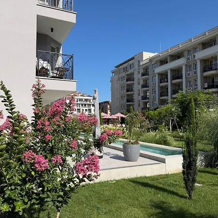 Near The Sea At Jadore Secret Garden Daire Sunny Beach
